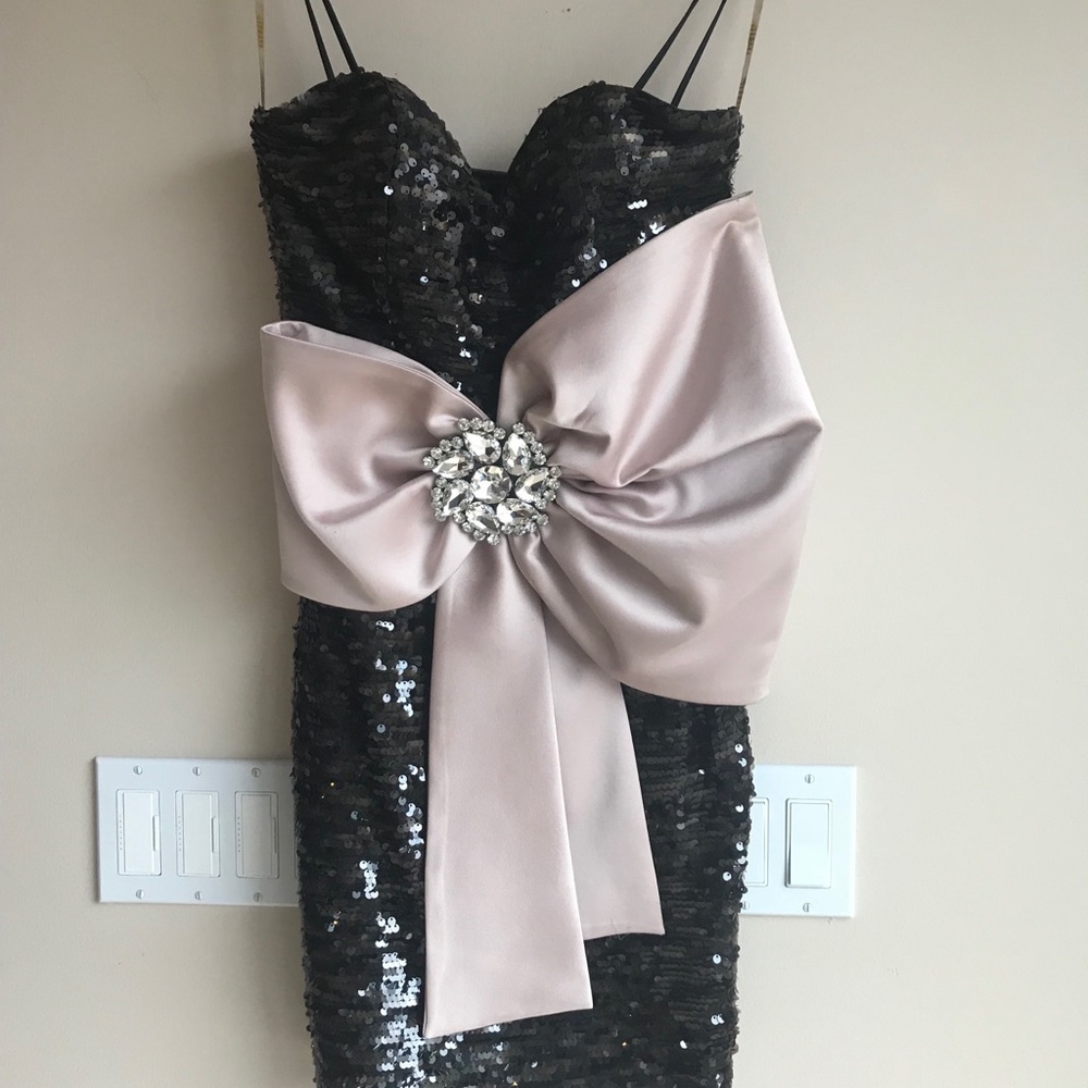 Favore dress size 38